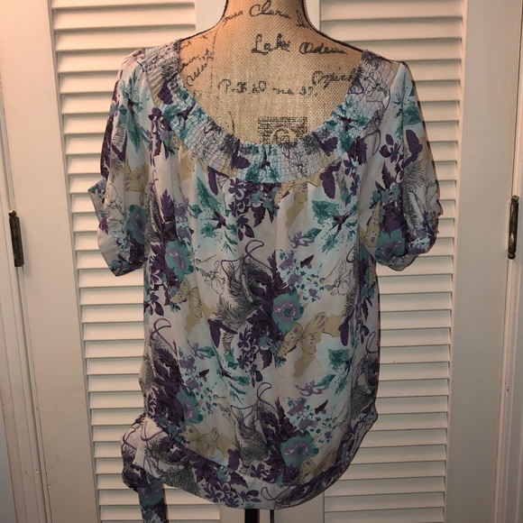 Agora Tie Waist Floral Tops Bundle of 2 - Picture 4 of 16